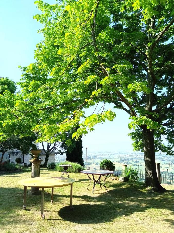 Residenza Messer Pajola Ассізі Екстер'єр фото